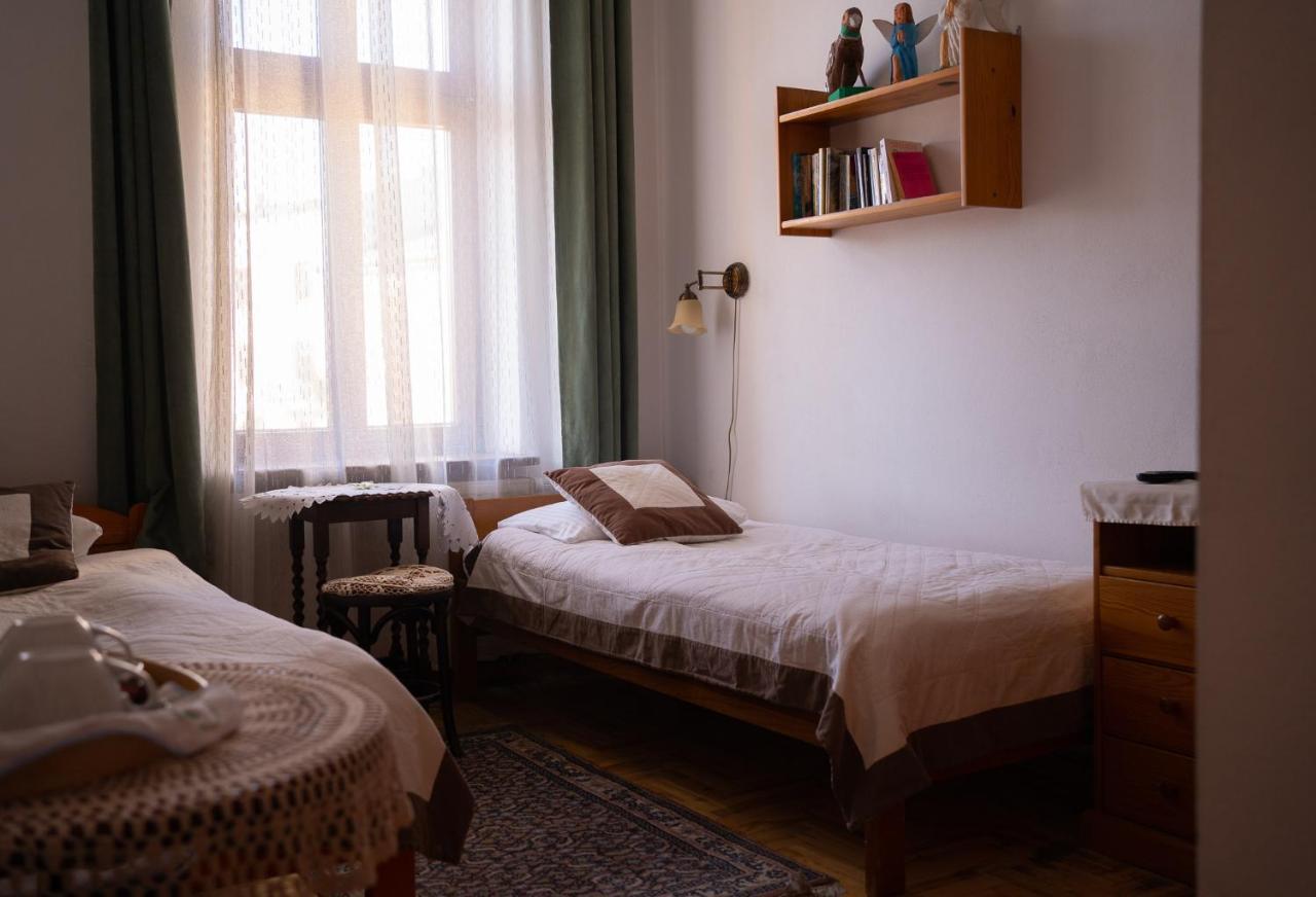 Kolory Guest House Cracovie Extérieur photo